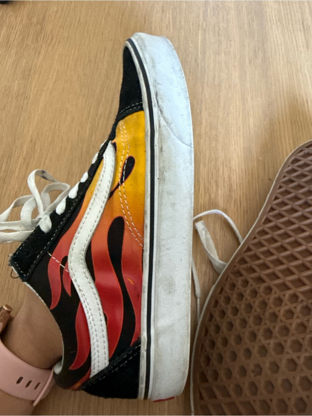 Vans - Picture 2 of 4